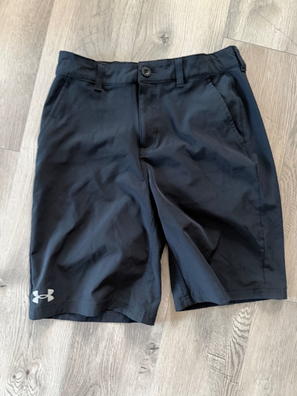 Under Armour Men’s Black Athletic Golf Shorts